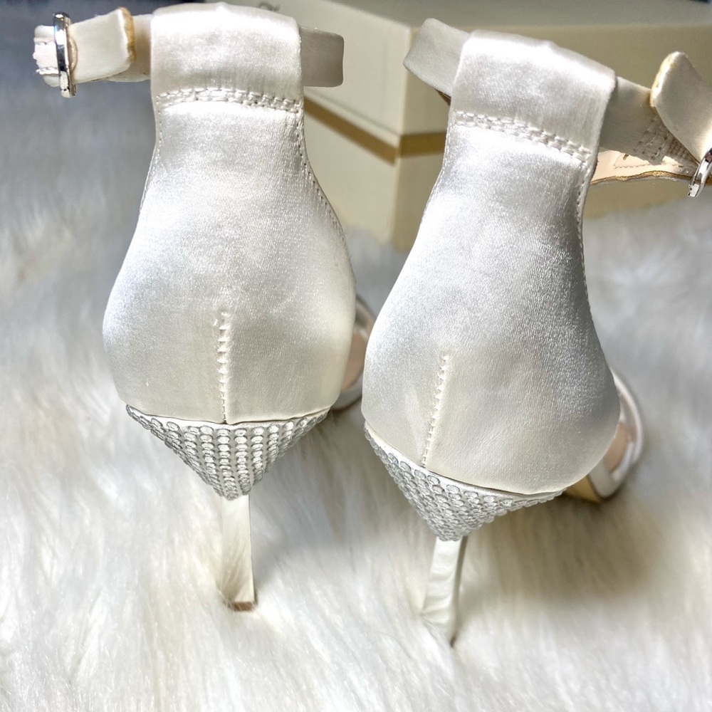 Vince Camuto Heels Wedding Diamond Embellished Ankle Strap Satin Formal Open Toe - Picture 10 of 12